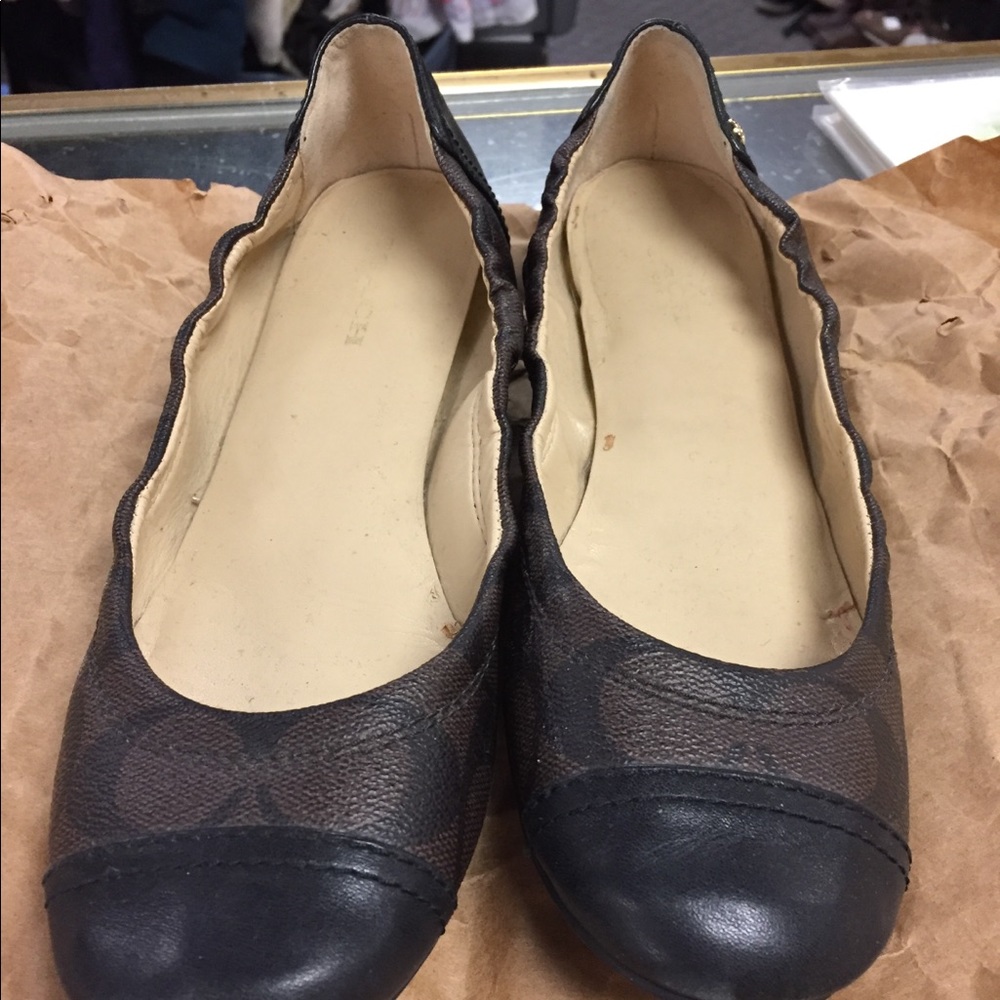 Coach flats. Size 5 1/2